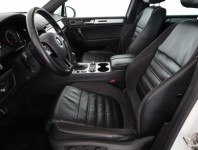 Volkswagen Touareg  3.0 TDI R-Line