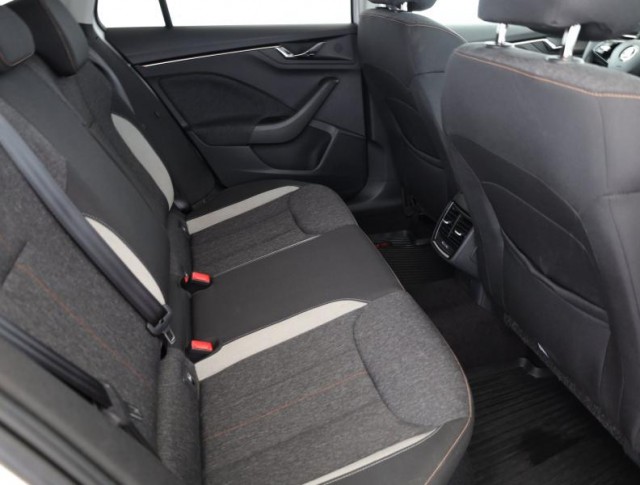 Škoda Kamiq  1.0 TSI Selection