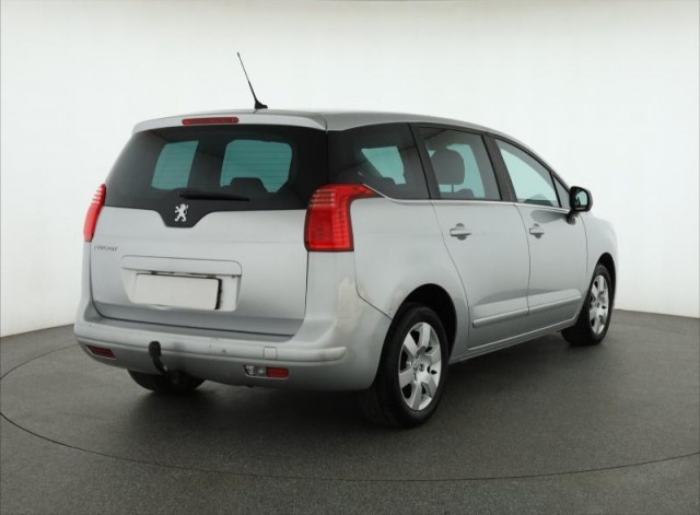 Peugeot 5008  1.6 VTi 