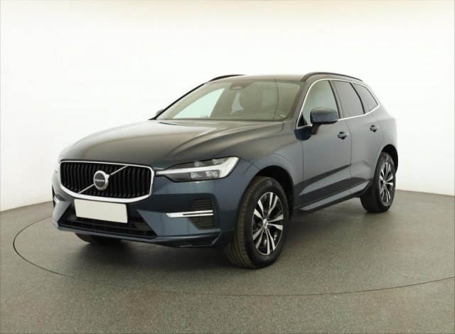Volvo XC60  B4 AWD Momentum