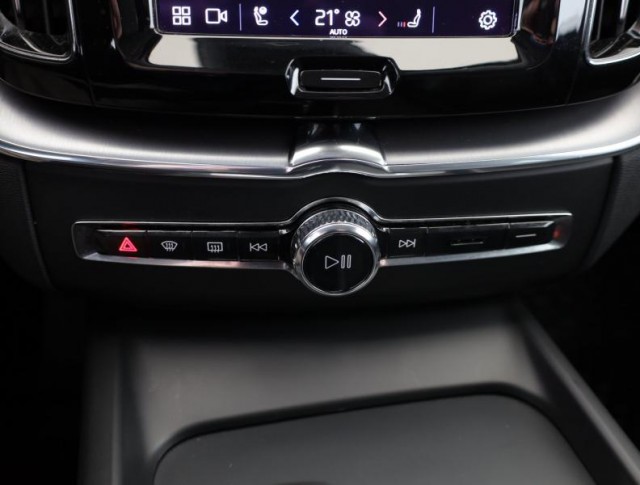 Volvo XC60  B4 AWD Momentum