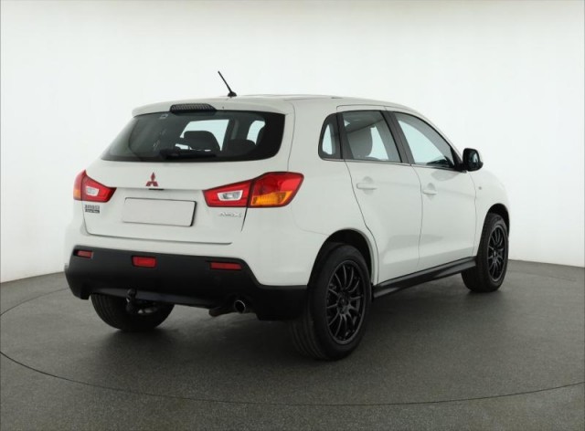 Mitsubishi ASX  1.8 DI-D MIVEC 