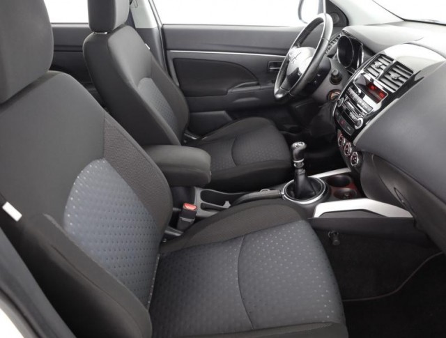 Mitsubishi ASX  1.8 DI-D MIVEC 