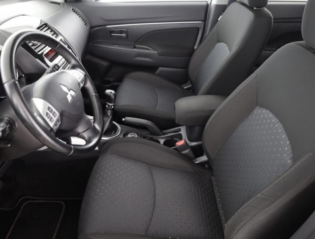 Mitsubishi ASX  1.8 DI-D MIVEC 