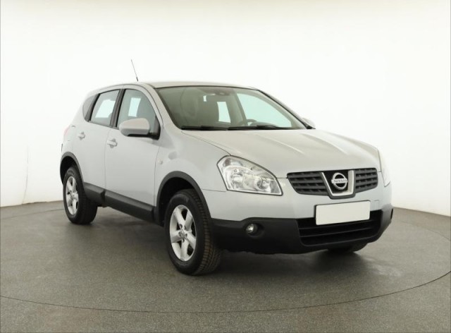 Nissan Qashqai  1.6 