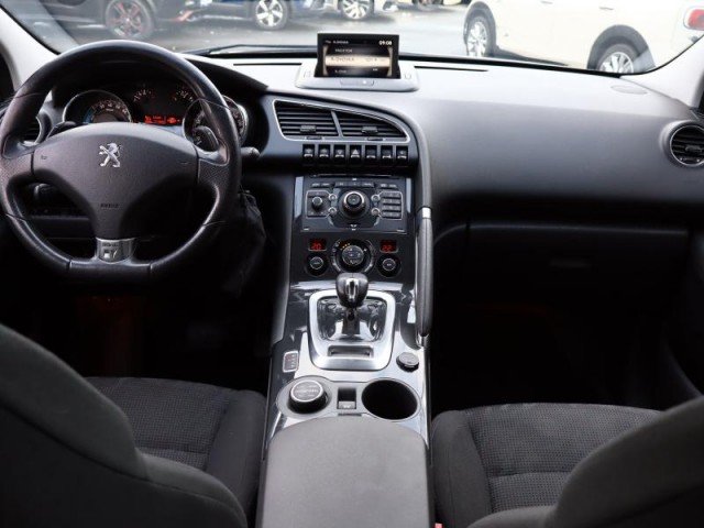 Peugeot 3008  Hybrid4 