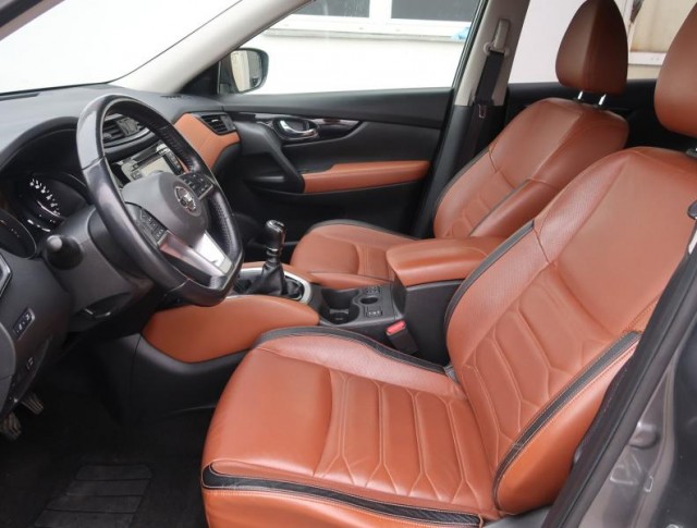 Nissan X-Trail  1.6 DIG-T 