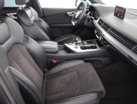 Audi Q7  3.0 TDI S-Line