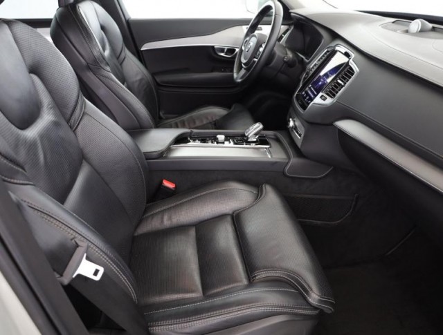 Volvo XC90  B5 AWD Inscription