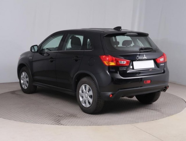 Mitsubishi ASX  1.6 MIVEC 