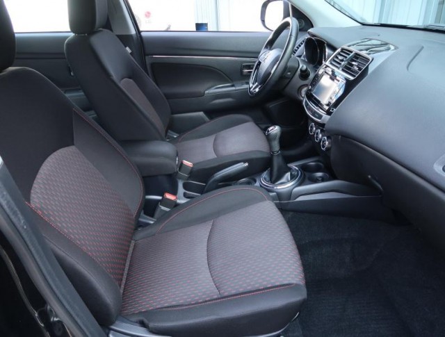 Mitsubishi ASX  1.6 MIVEC 