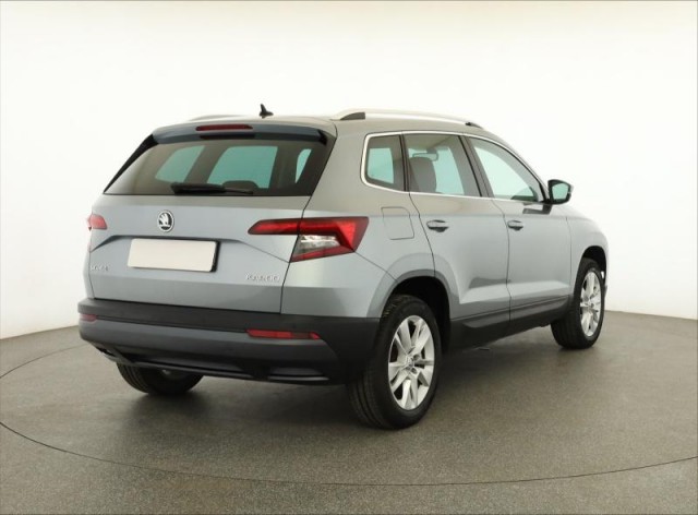 Škoda Karoq  1.5 TSI Ambition