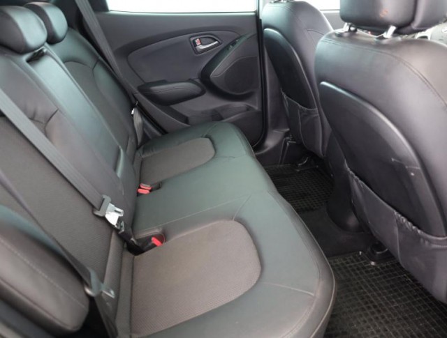 Hyundai ix35  2.0 CRDi 