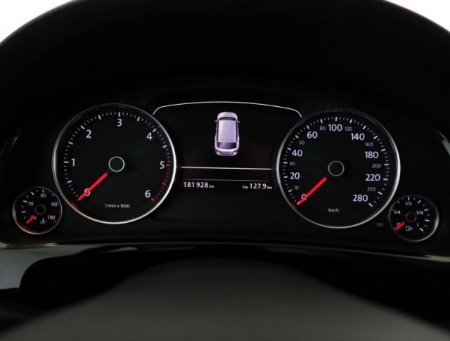 Volkswagen Touareg  3.0 TDI R-Line