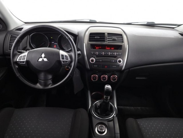 Mitsubishi ASX  1.8 DI-D MIVEC 