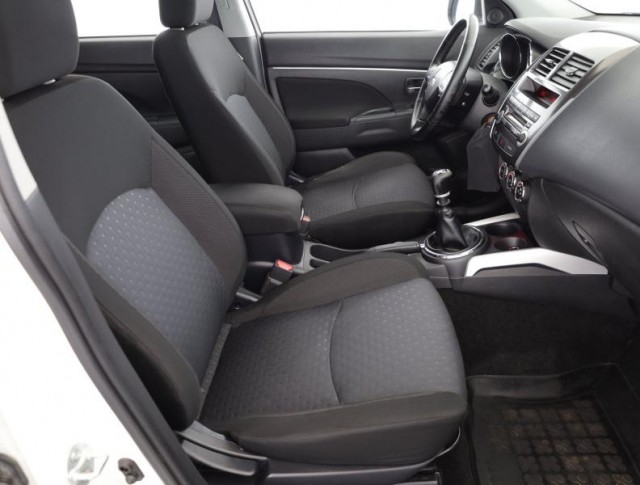 Mitsubishi ASX  1.8 DI-D MIVEC 