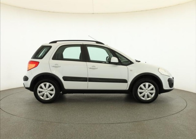Suzuki SX4  1.6 VVT 