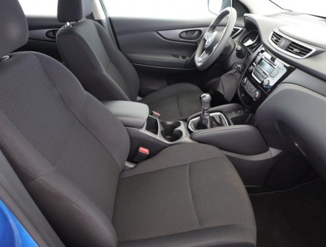 Nissan Qashqai  1.3 DIG-T 