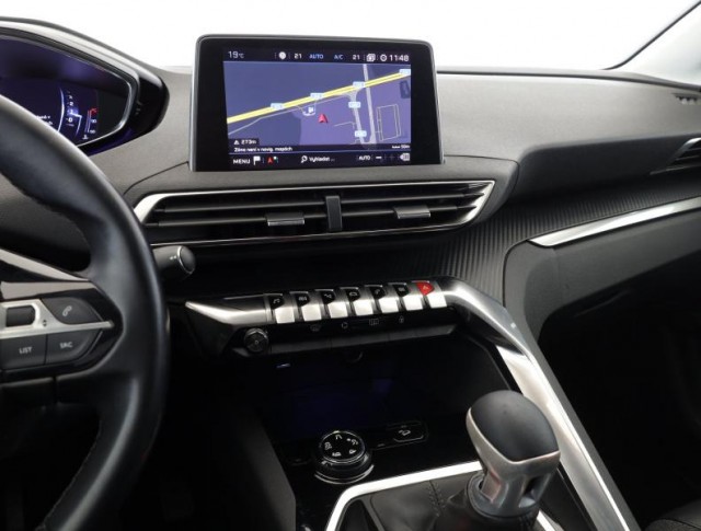 Peugeot 5008  1.5 BlueHDi 