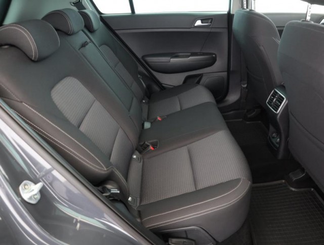 Kia Sportage  1.6 CRDi 