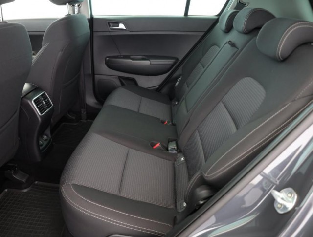 Kia Sportage  1.6 CRDi 