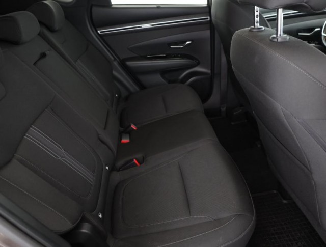 Hyundai Tucson  1.6 T-GDI 48V MHEV 