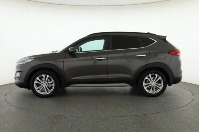 Hyundai Tucson  2.0 CRDi 