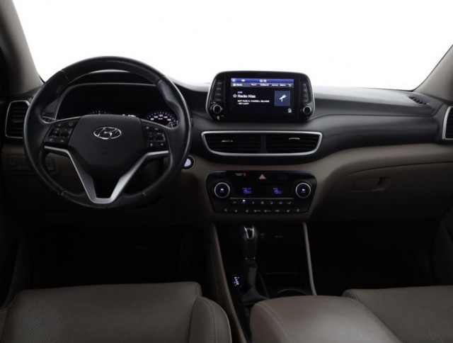 Hyundai Tucson  2.0 CRDi 