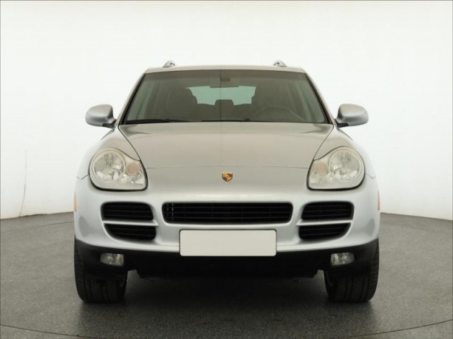 Porsche Cayenne  V6 