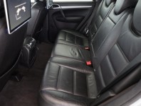 Porsche Cayenne  V6 