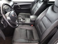 Porsche Cayenne  V6 