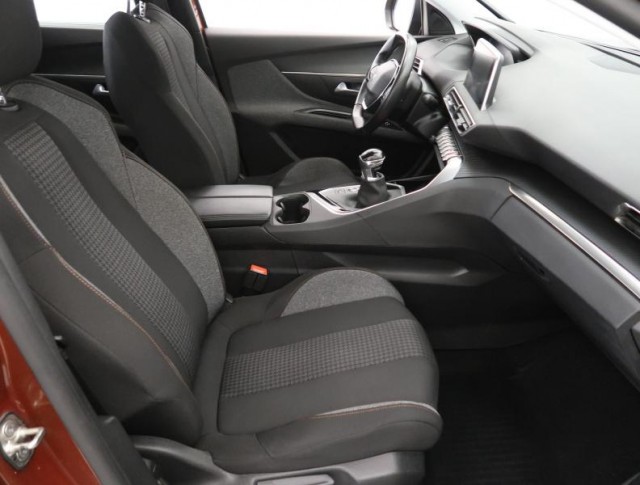 Peugeot 5008  PureTech 130 Active