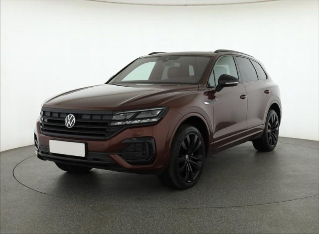 Volkswagen Touareg  3.0 TDI R