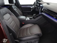 Volkswagen Touareg  3.0 TDI R