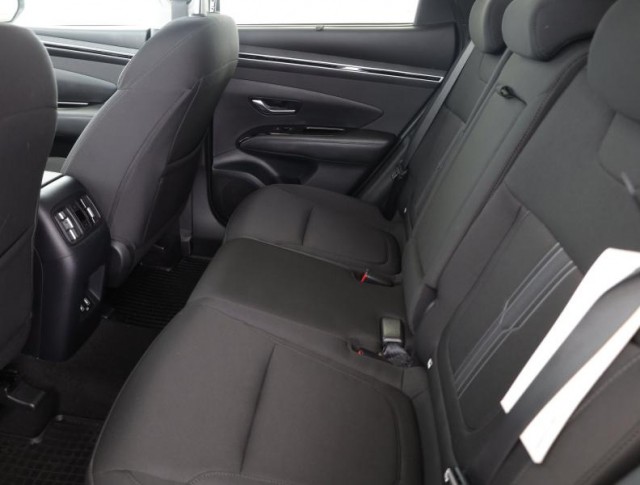 Hyundai Tucson  1.6 T-GDI 48V MHEV 