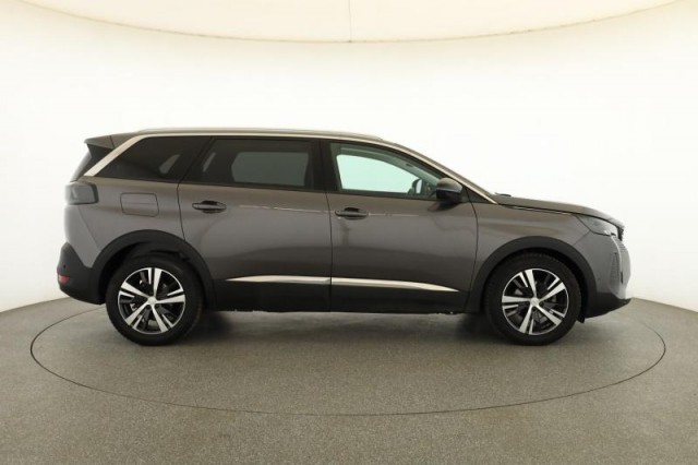 Peugeot 5008  1.5 BlueHDi 