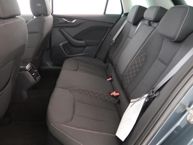 Škoda Kamiq  1.0 TSI 