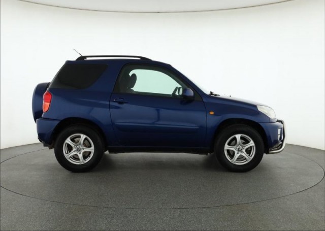 Toyota RAV 4  1.8 VVT-i 