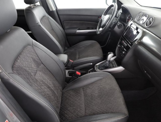 Suzuki Vitara  1.4 BoosterJet 