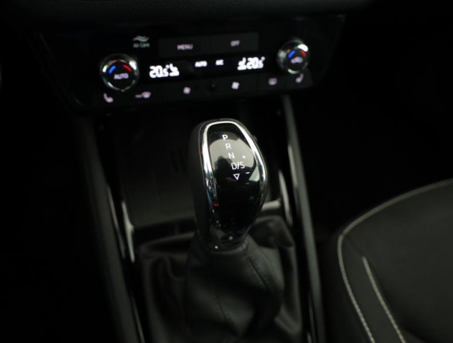 Škoda Kamiq  1.0 TSI Monte Carlo