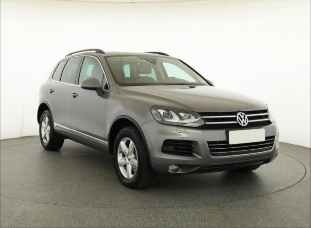 Volkswagen Touareg  3.0 TDI 