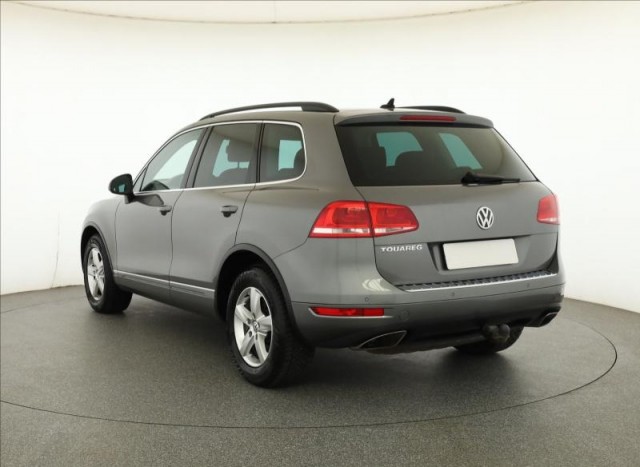 Volkswagen Touareg  3.0 TDI 