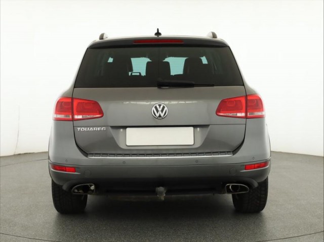 Volkswagen Touareg  3.0 TDI 