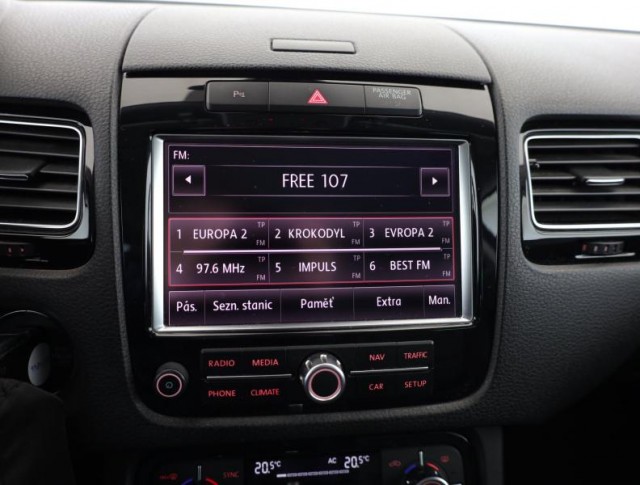 Volkswagen Touareg  3.0 TDI 