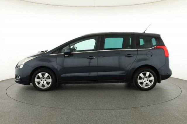 Peugeot 5008  2.0 BlueHDi 