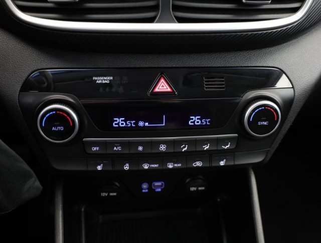 Hyundai Tucson  1.6 CRDi Trikolor