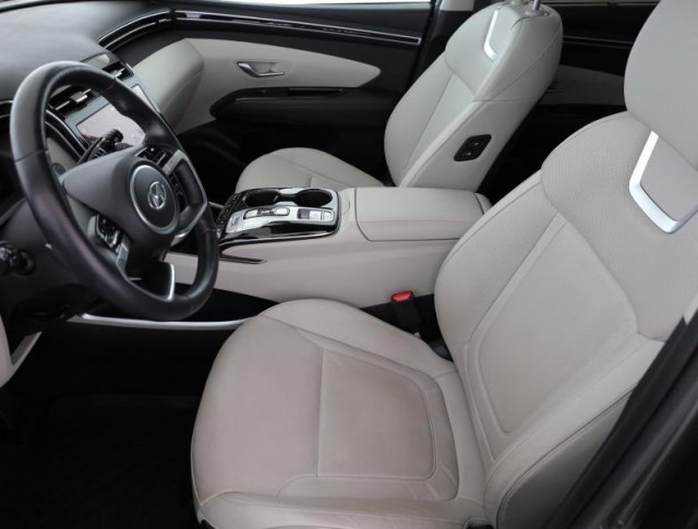 Hyundai Tucson  1.6 T-GDI 48V MHEV 