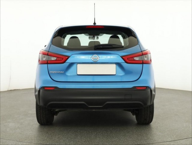 Nissan Qashqai  1.3 DIG-T 