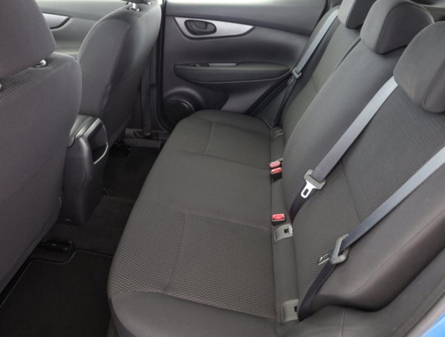 Nissan Qashqai  1.3 DIG-T 