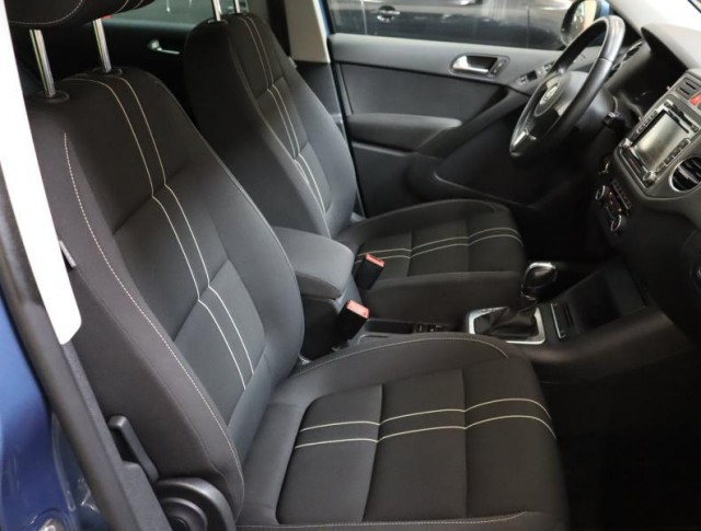 Volkswagen Tiguan  2.0 TSI 